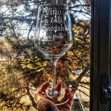 Učitajte sliku u galeriji, Čaša za vino "Vino u čaši, mozak na paši" - 1