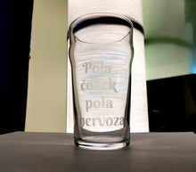 Učitajte sliku u galeriji, Čaša za pivo &quot;Pola čovek, pola nervoza&quot;
